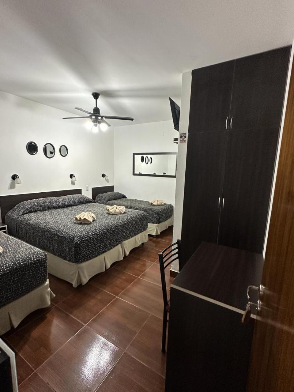 Hotel Quito Buenos Aires Exteriér fotografie